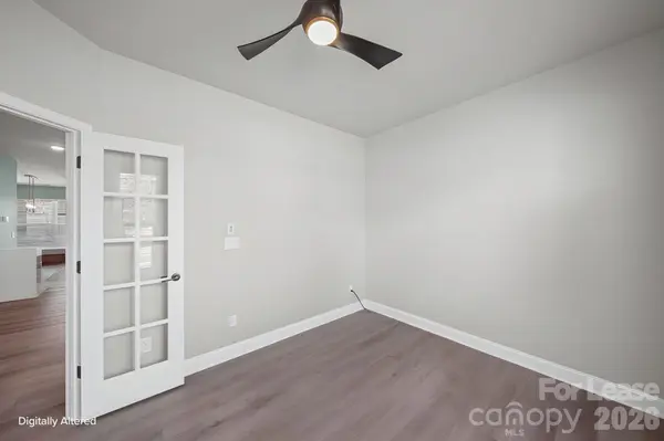 10037 Mamillion DR, Huntersville, NC 28078