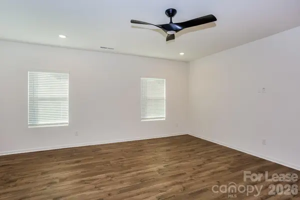 11828 Avocet ST, Charlotte, NC 28215