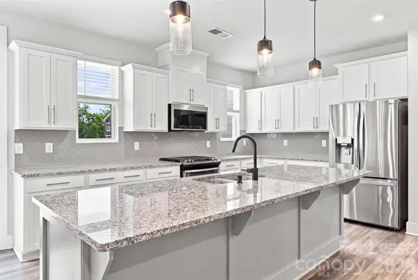 2321 Aria Park DR, Charlotte, NC 28262