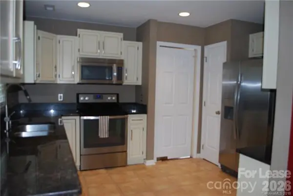 3229 Silver Pond CT, Charlotte, NC 28210