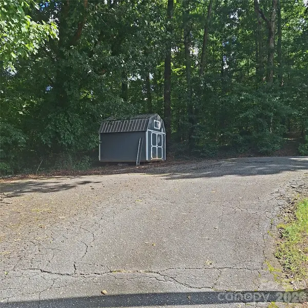 1876 Drexel RD, Valdese, NC 28690