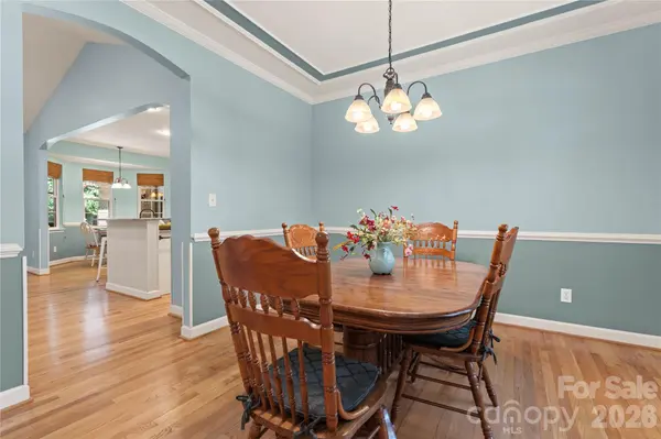 2017 Cameron Heights CIR, Denver, NC 28037