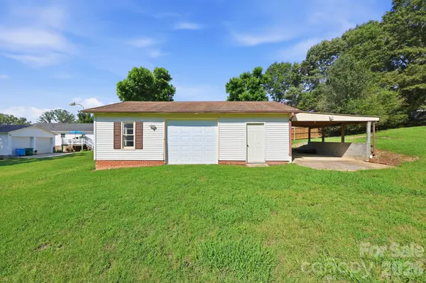 558 Snuggs ST, Albemarle, NC 28001