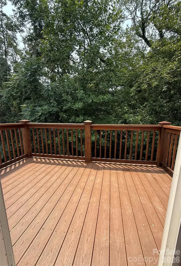 416 Edgewood DR SW, Lenoir, NC 28645