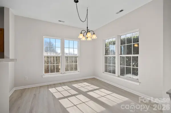 1965 Charlotte HWY #504, Mooresville, NC 28115