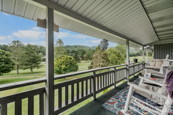 263 Fairway LN #D, Spruce Pine, NC 28777