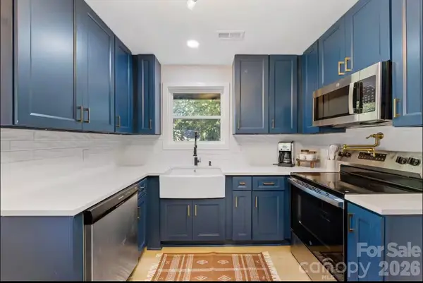 3445/3447 Tappan PL, Charlotte, NC 28205