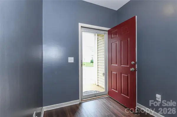 5149 Red Poll DR, Greensboro, NC 27405