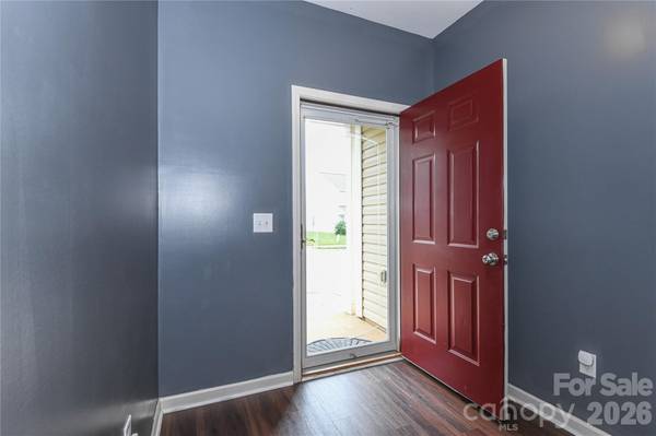 5149 Red Poll DR, Greensboro, NC 27405