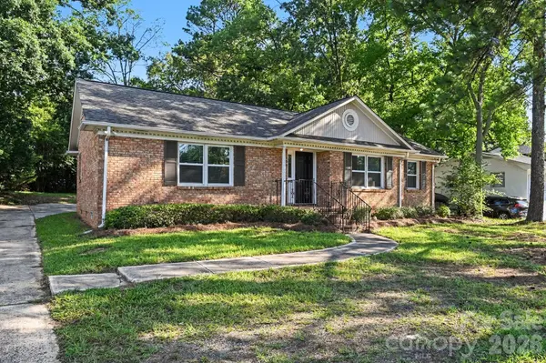 6915 Idlewild RD, Charlotte, NC 28212