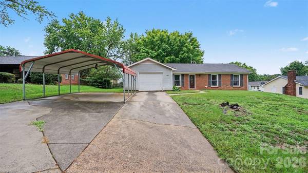 3766 Danube DR, Winston Salem, NC 27105