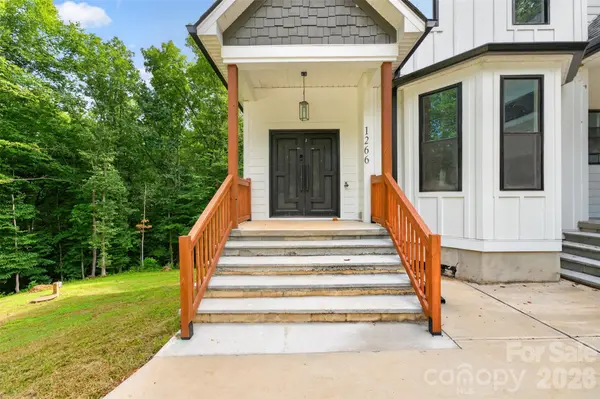 1266 Ron Whicker DR, Catawba, NC 28609