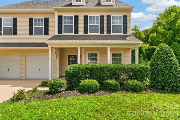 3010 Gilroy DR, Fort Mill, SC 29707