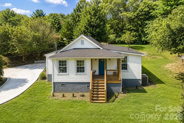 811 Markham RD, Tryon, NC 28782