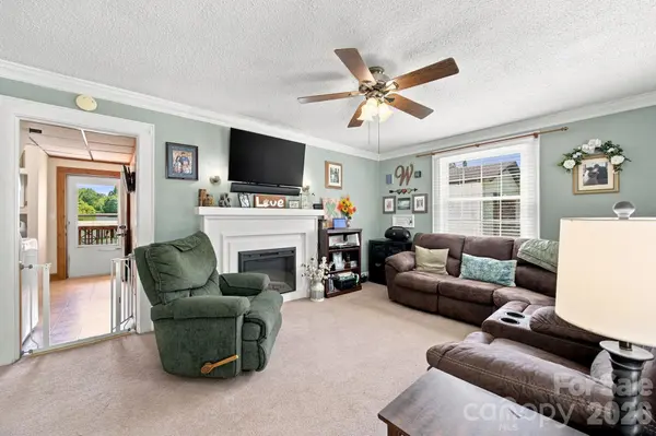 2102 Englewood ST, Kannapolis, NC 28083