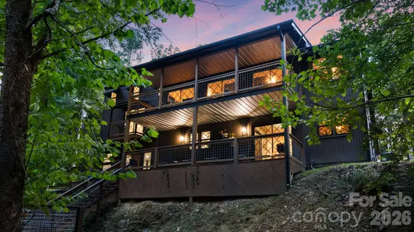 1754 Lake Tahoma RD, Marion, NC 28752