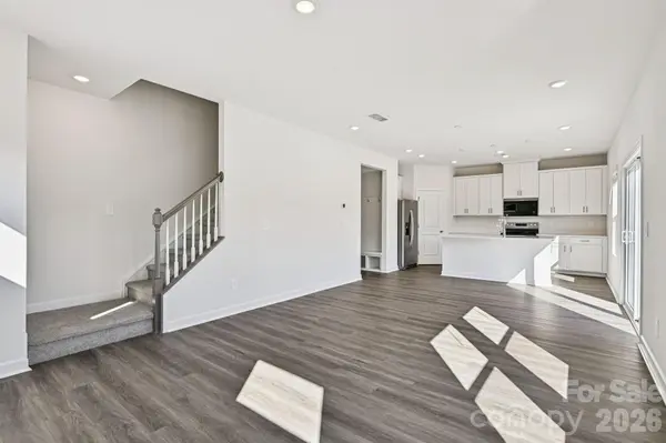 2306 Snapdragon CT, Stanley, NC 28164