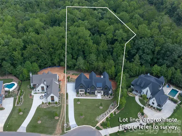 217 Crest CT, Weddington, NC 28104