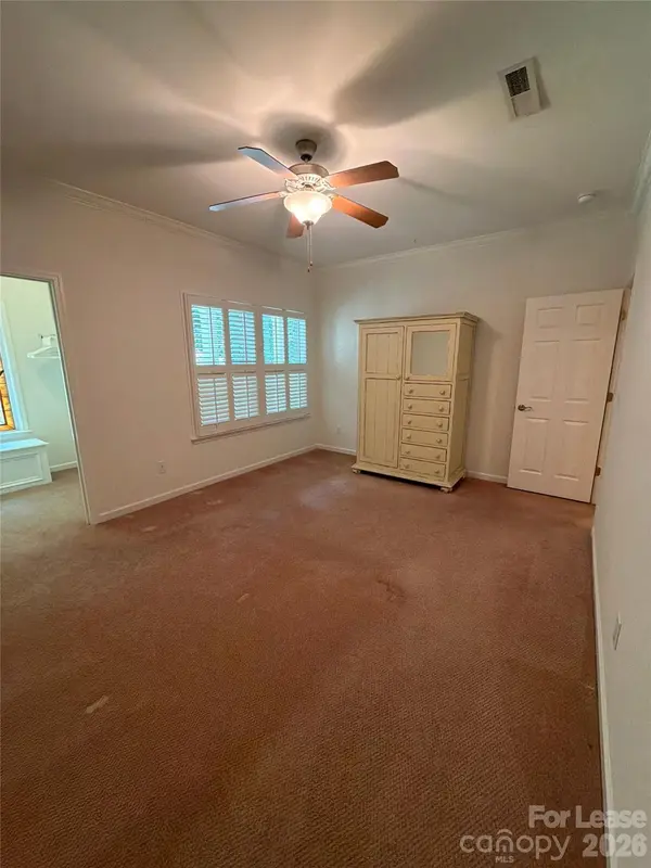 3530 Carmel DR, Charlotte, NC 28226