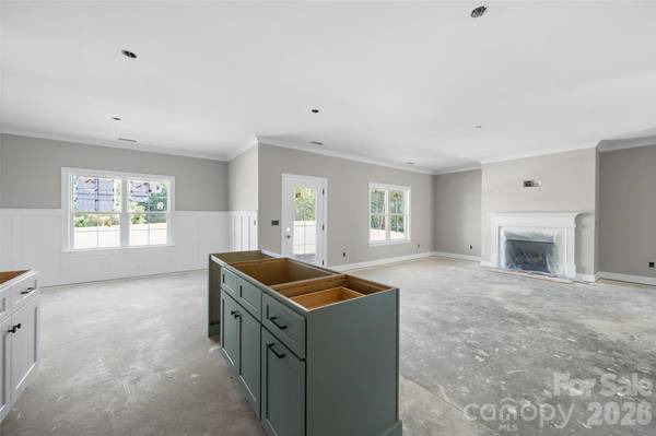 153 Canton DR, Lexington, NC 27295