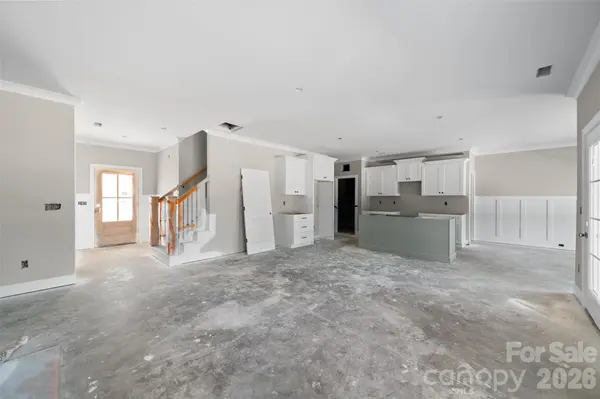 153 Canton DR, Lexington, NC 27295