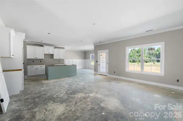 153 Canton DR, Lexington, NC 27295