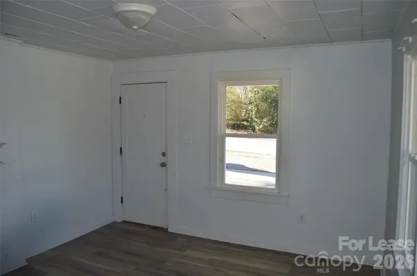 515 S Elm ST, Statesville, NC 28677