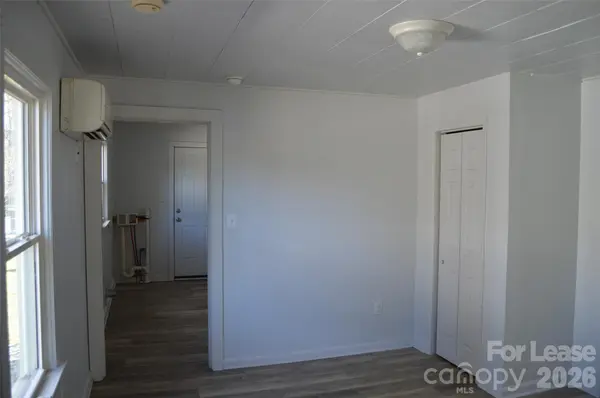 515 S Elm ST, Statesville, NC 28677
