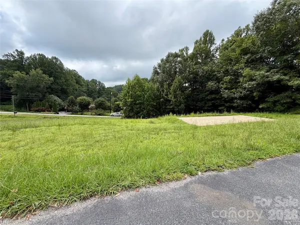 196 Beaman RD E, Marion, NC 28752