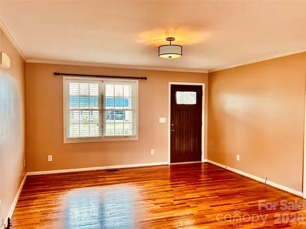 253 Stable Brook LN, Taylorsville, NC 28681