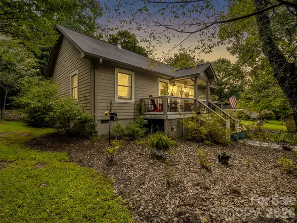 412 Whitestone CIR, Union Mills, NC 28167