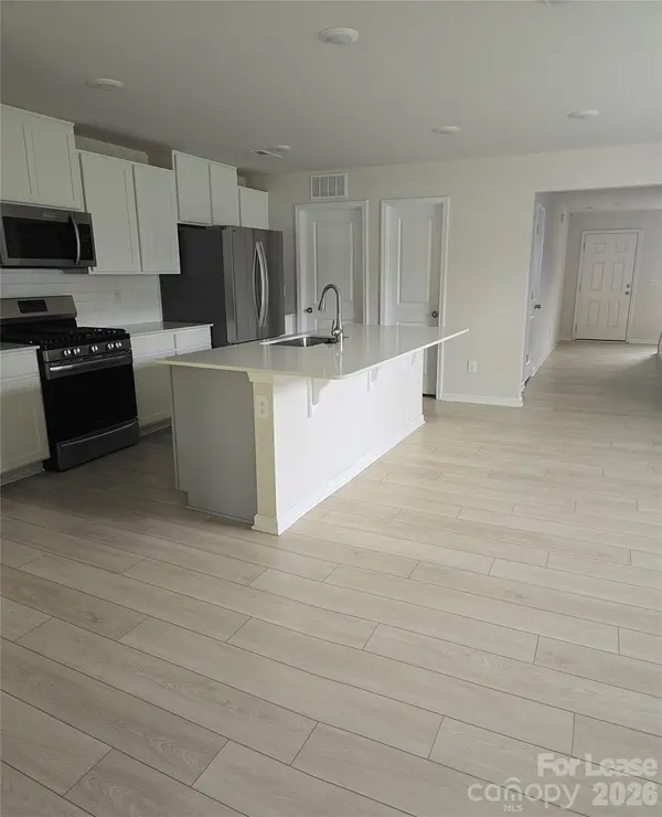 223 Brentwood DR, Statesville, NC 28625