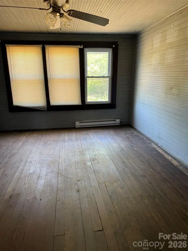 9 Fowler AVE, Lexington, NC 27292