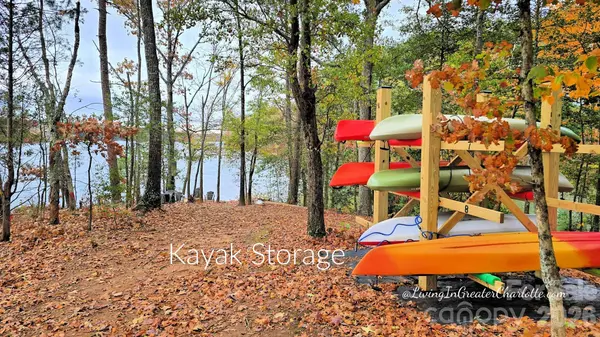 1017 Dali BLVD, Mount Holly, NC 28120