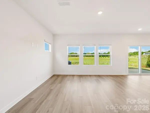 2614 Celestial DR, Newton, NC 28658