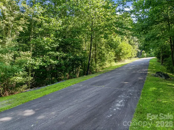 0000 Red Bud LN #3-F, Laurel Park, NC 28739