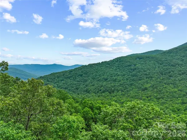 99999 Winding Poplar RD #915, Black Mountain, NC 28711