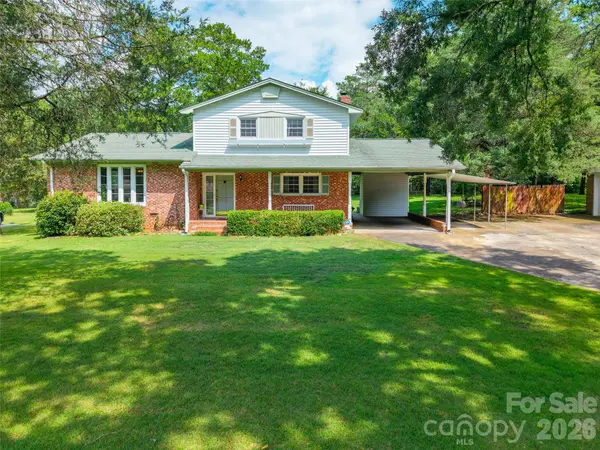 752 Cedar LN, Chester, SC 29706