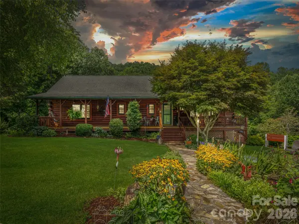 107 Tibi LN, Waynesville, NC 28785