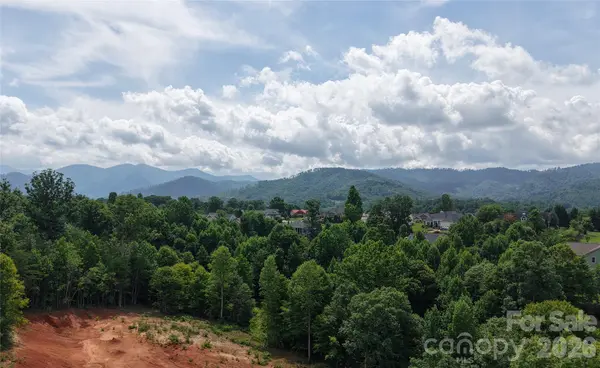 9997 Taraka TRL #209, Weaverville, NC 28787