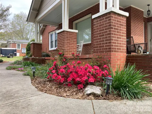 213 Auten CIR, Mount Holly, NC 28120
