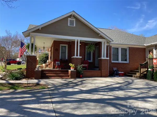 213 Auten CIR, Mount Holly, NC 28120