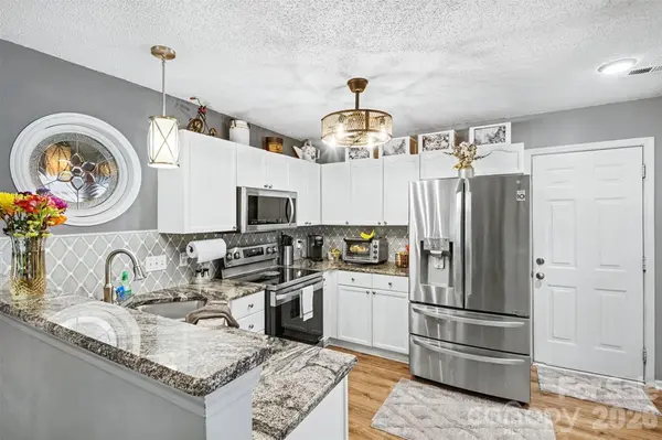 4828 Asherton PL NW, Concord, NC 28027