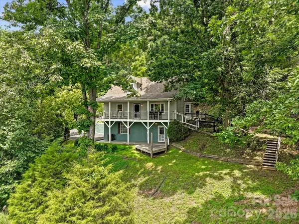386 Madison Heights DR, Marshall, NC 28753