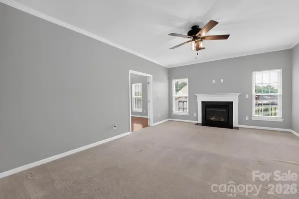 2515 Bethesda Oaks DR, Gastonia, NC 28056