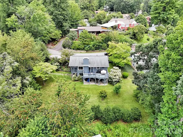 87 Glenview RD, Lake Junaluska, NC 28745