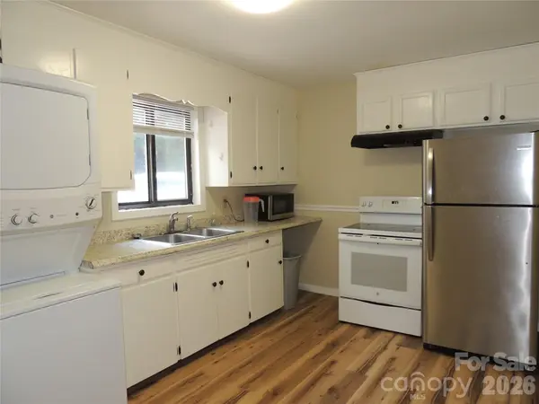 409 East K ST E, Newton, NC 28658
