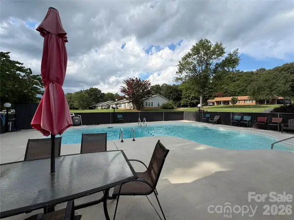 242 Eastwood Village DR, Bostic, NC 28018
