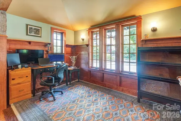 78 Flint ST, Asheville, NC 28801