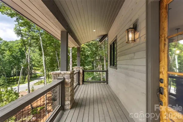 11 E Fish Camp TRL #W19, Glenville, NC 28736